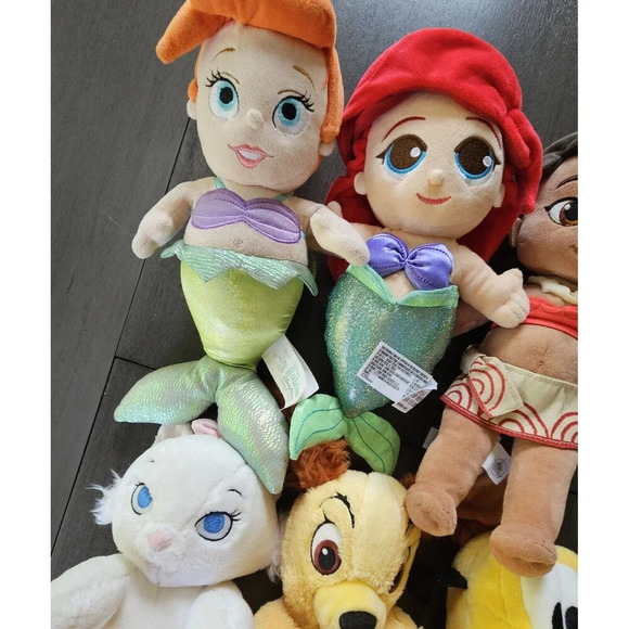 LOT OF 6 DISNEY BABIES & DISNEY STORE PLUSH Ariel Pluto Lady Moana Aristocats - Picture 5 of 9